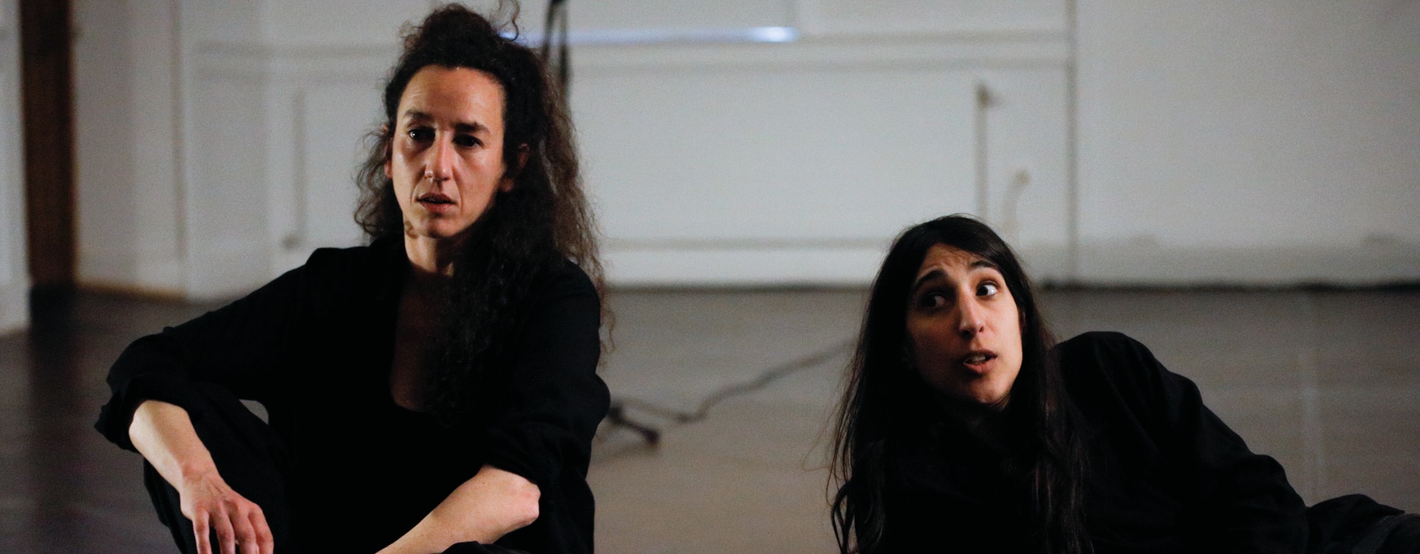Racha Baroud et Kinda Hassan, Deaf Tones in G Minor © Laetitia Glessler